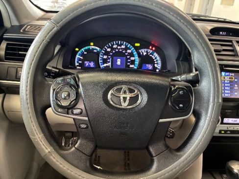 Used 2013 Toyota Camry LE FWD image 21