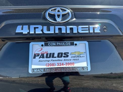 Used 2024 Toyota 4Runner TRD Off-Road AWD/4WD image 9
