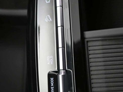 New 2026 Hyundai Tucson Blue SE image 19