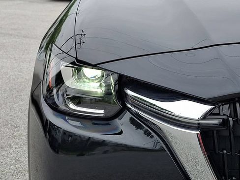 Certified 2024 MAZDA CX-90 Plug-In Hybrid w/ Premium Plus AWD/4WD image 11