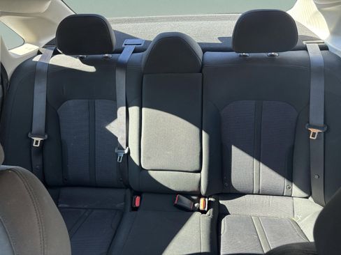 Used 2022 Kia K5 LXS image 27