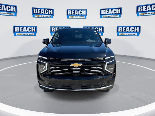 Used 2025 Chevrolet Tahoe High Country AWD/4WD image 3