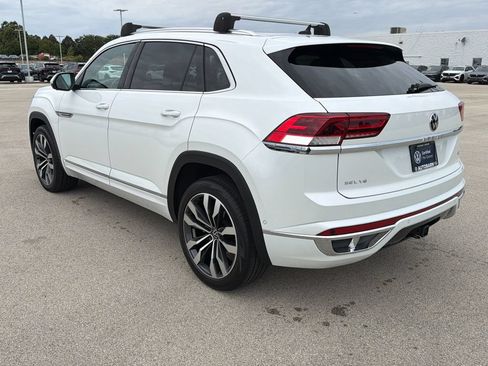 Certified 2023 Volkswagen Atlas Cross Sport SEL Premium R-Line AWD/4WD image 4