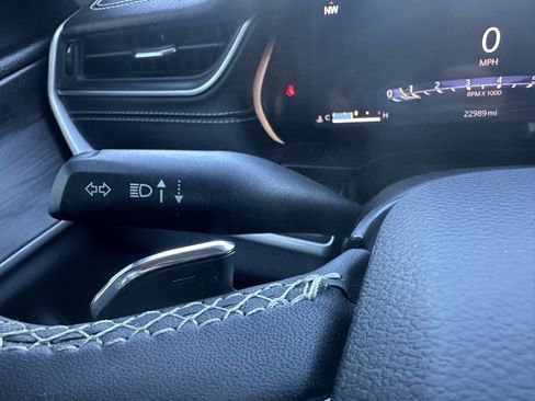 Used 2023 Jeep Grand Cherokee L Limited w/ Luxury Tech Group II image 38