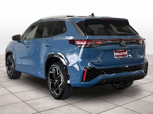 New 2026 Volkswagen Tiguan SEL R-Line AWD/4WD image 3