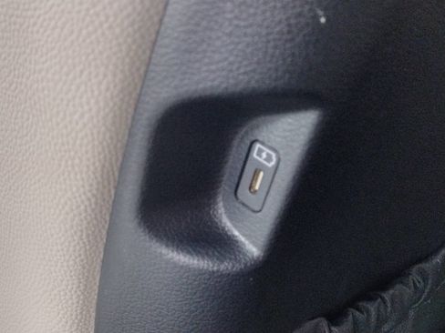 Used 2023 Hyundai Palisade Limited w/ Cargo Package image 42