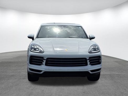 Used 2021 Porsche Cayenne AWD/4WD image 2