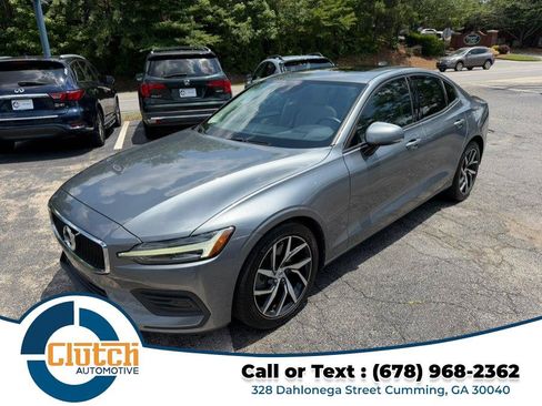 Used 2019 Volvo S60 T6 Momentum w/ Premium Package AWD/4WD image 10