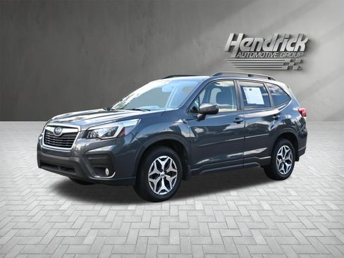 Certified 2021 Subaru Forester Premium AWD/4WD image 5