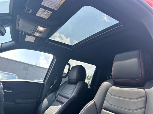 Certified 2025 Nissan Frontier PRO-4X w/ Pro Premium Package AWD/4WD image 6