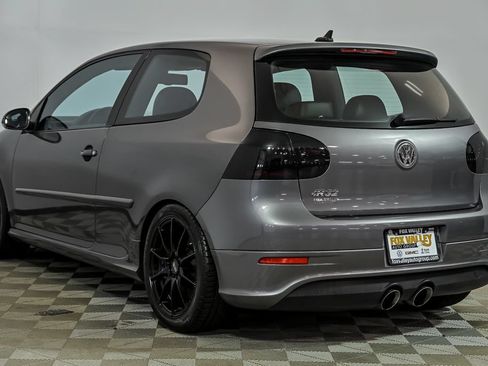 Used 2008 Volkswagen R32 AWD/4WD image 6
