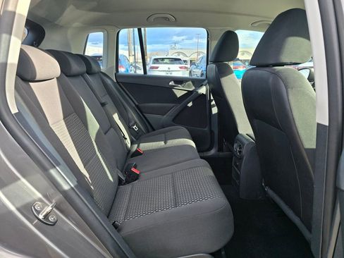 Used 2011 Volkswagen Tiguan S AWD/4WD image 12