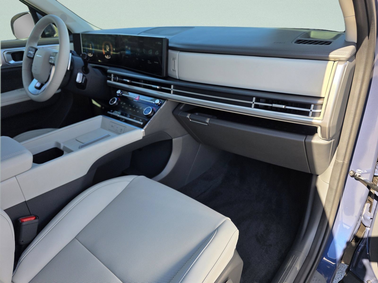 New 2026 Hyundai Santa Fe SEL FWD image 8