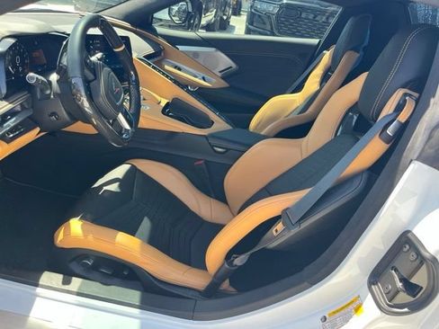 Used 2025 Chevrolet Corvette Z06 RWD image 9