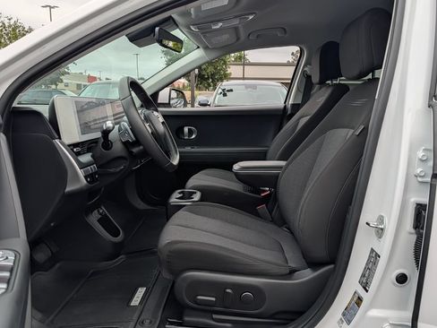 Certified 2024 Hyundai Ioniq 5 SEL RWD image 12
