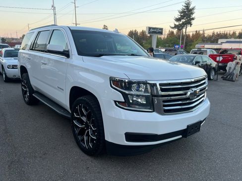 Used 2017 Chevrolet Tahoe LT AWD/4WD image 5
