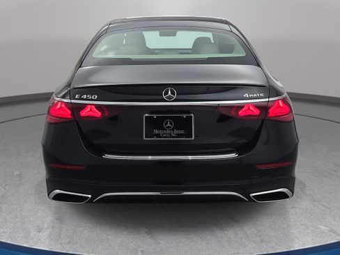 New 2026 Mercedes-Benz E 450 4MATIC Sedan image 6