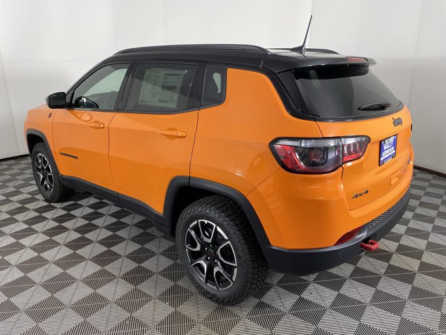 New 2026 Jeep Compass Trailhawk AWD/4WD image 9