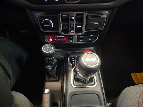 New 2026 Jeep Wrangler Unlimited Rubicon image 23