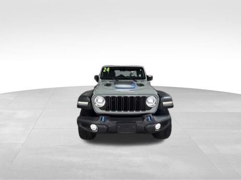 Used 2024 Jeep Wrangler Unlimited Rubicon 4xe AWD/4WD image 3