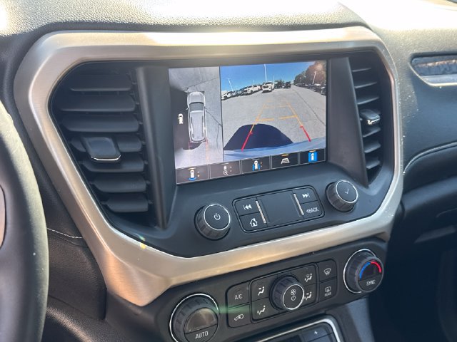Used 2023 GMC Acadia Denali w/ Denali Technology Package FWD image 24