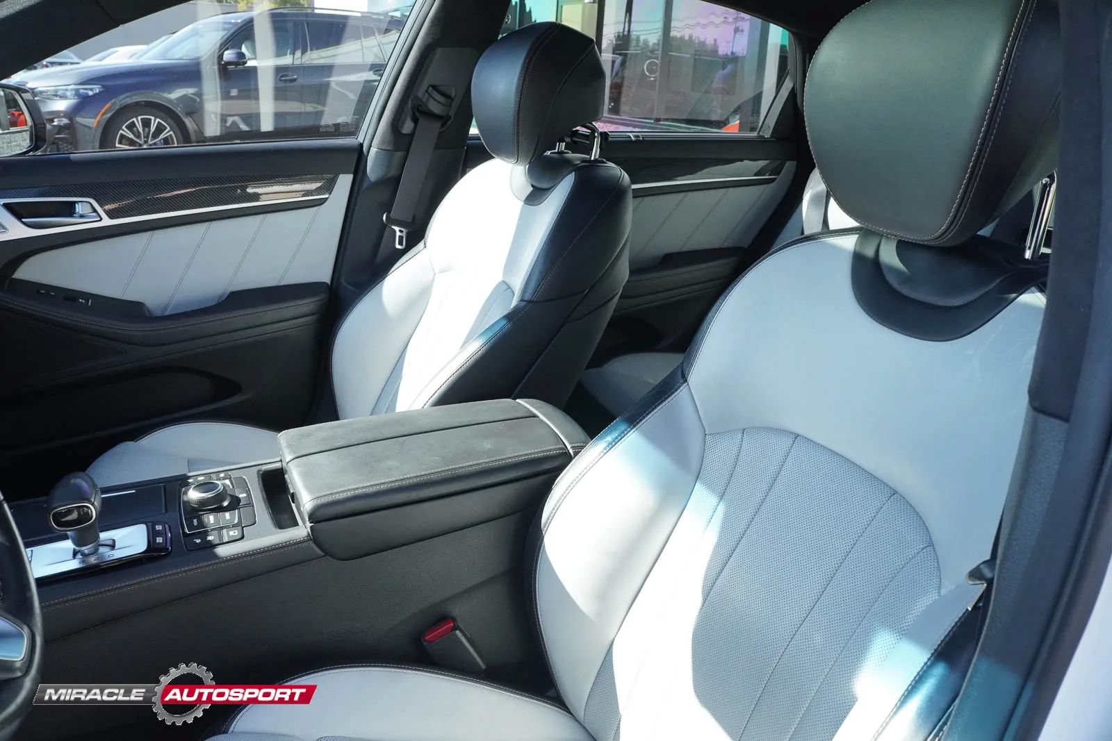 Used 2018 Genesis G80 3.3T Sport RWD image 19