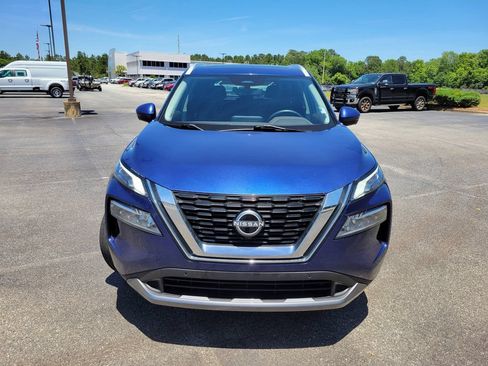Used 2023 Nissan Rogue SL w/ SL Premium Package FWD image 8