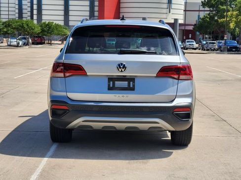 Used 2023 Volkswagen Taos S FWD image 6