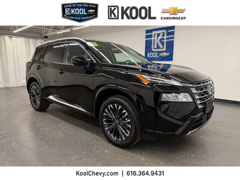 Used 2026 Nissan Rogue Platinum w/ Platinum Premium Package AWD/4WD image 1