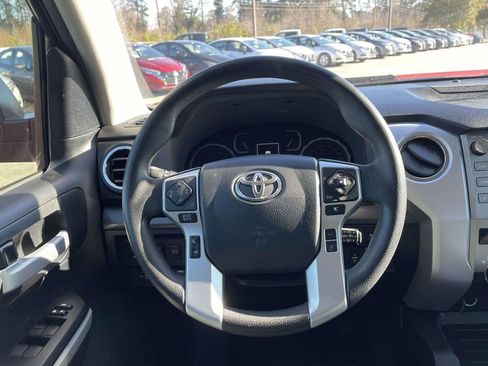Used 2018 Toyota Tundra SR5 w/ SR5 Upgrade Package image 12