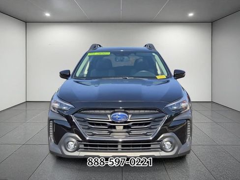 Used 2025 Subaru Outback Onyx Edition AWD/4WD image 8