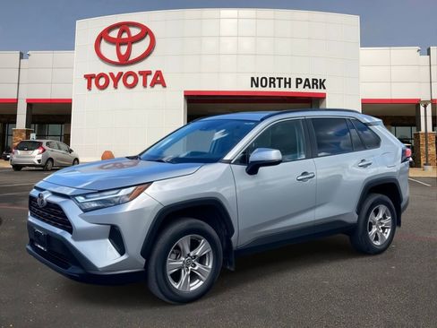 Used 2023 Toyota RAV4 XLE FWD image 1