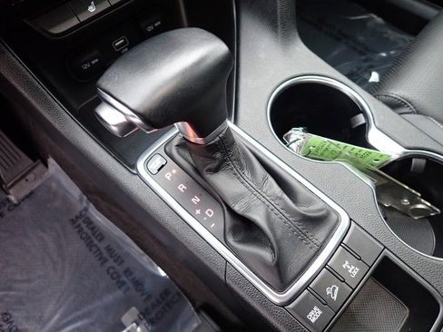 Used 2022 Kia Sportage EX image 22