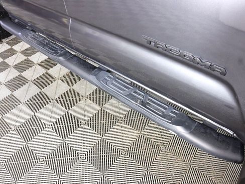 Used 2016 Toyota Tacoma TRD Sport w/ Premium & Technology Package image 44