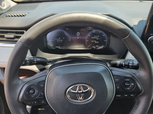 Used 2024 Toyota RAV4 Limited AWD/4WD image 15