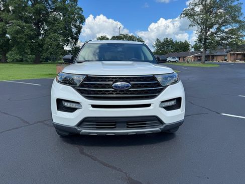 Used 2020 Ford Explorer XLT w/ Equipment Group 202A AWD/4WD image 7