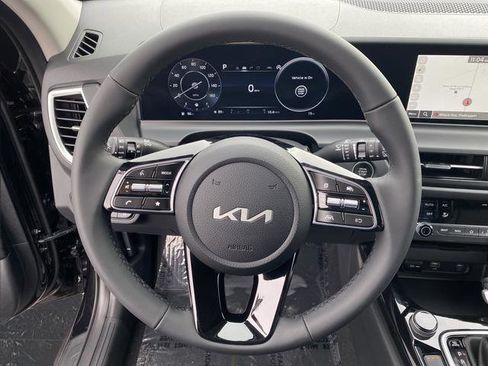 New 2026 Kia Seltos EX AWD/4WD image 17