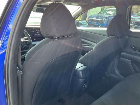 Used 2025 Hyundai Elantra Sport FWD image 10