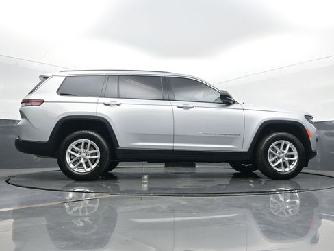New 2025 Jeep Grand Cherokee L Laredo w/ Luxury Tech Group I image 54
