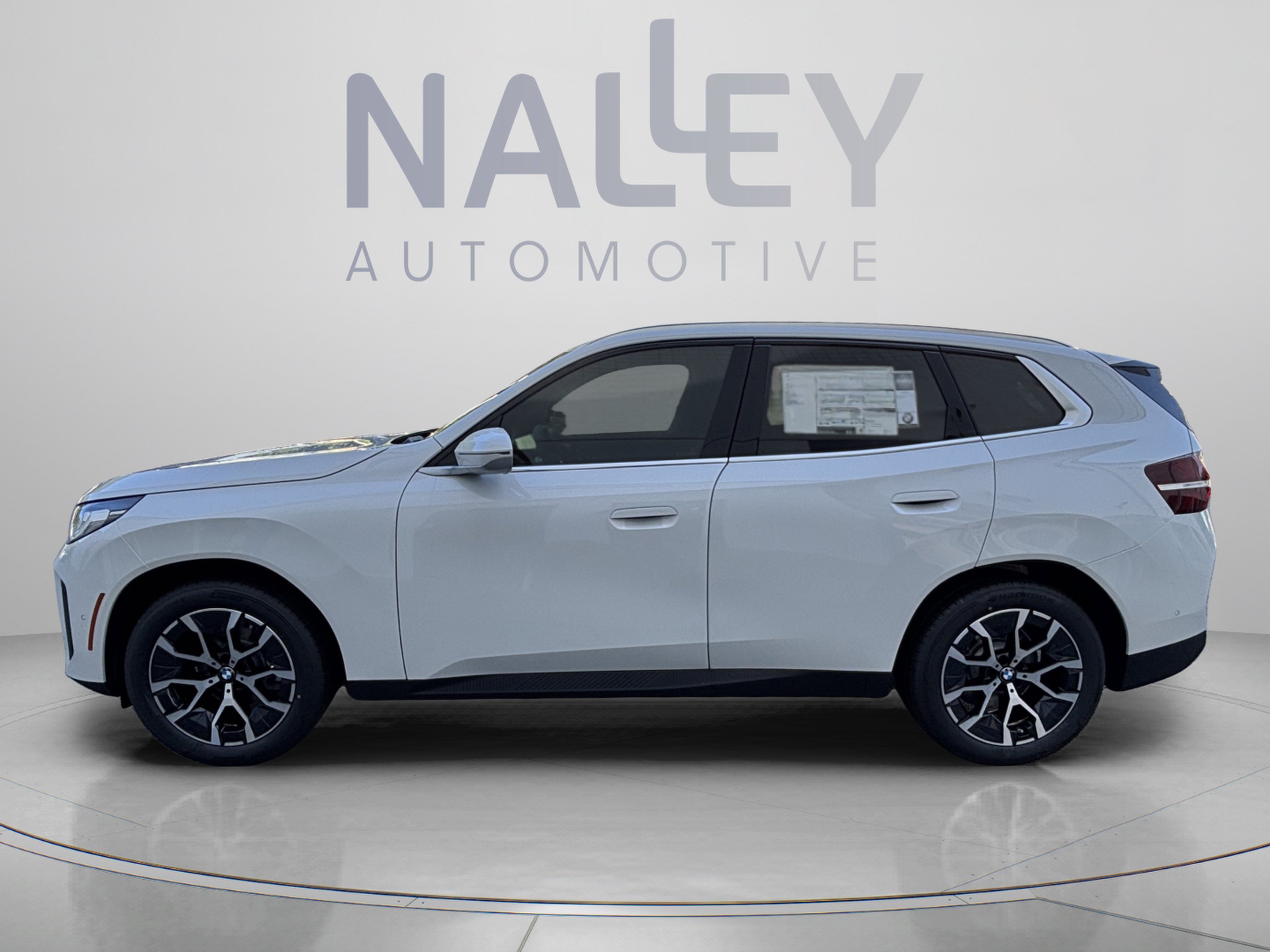 Used 2026 BMW X3 xDrive30i AWD/4WD image 2
