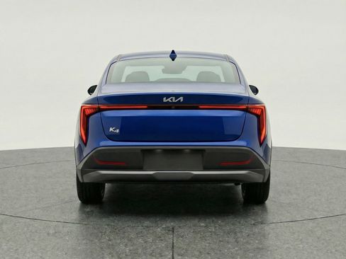 Used 2025 Kia K4 LXS image 7