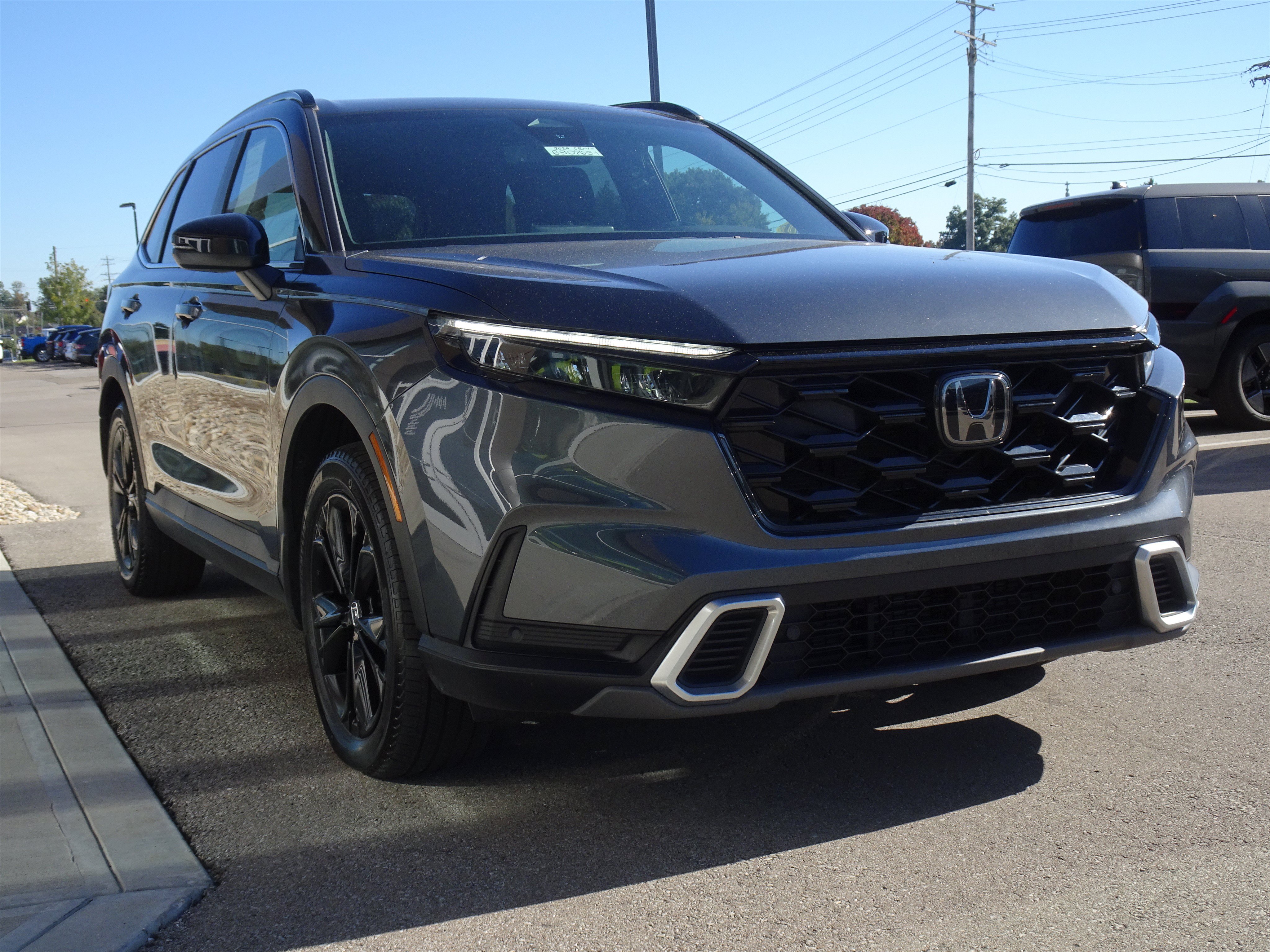 Used 2024 Honda CR-V Sport Touring image 6