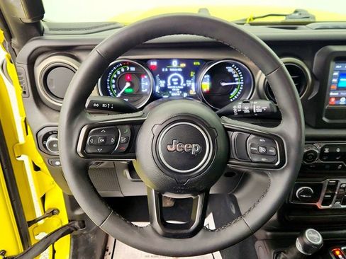 Used 2023 Jeep Wrangler Unlimited w/ Cold Weather Group image 12