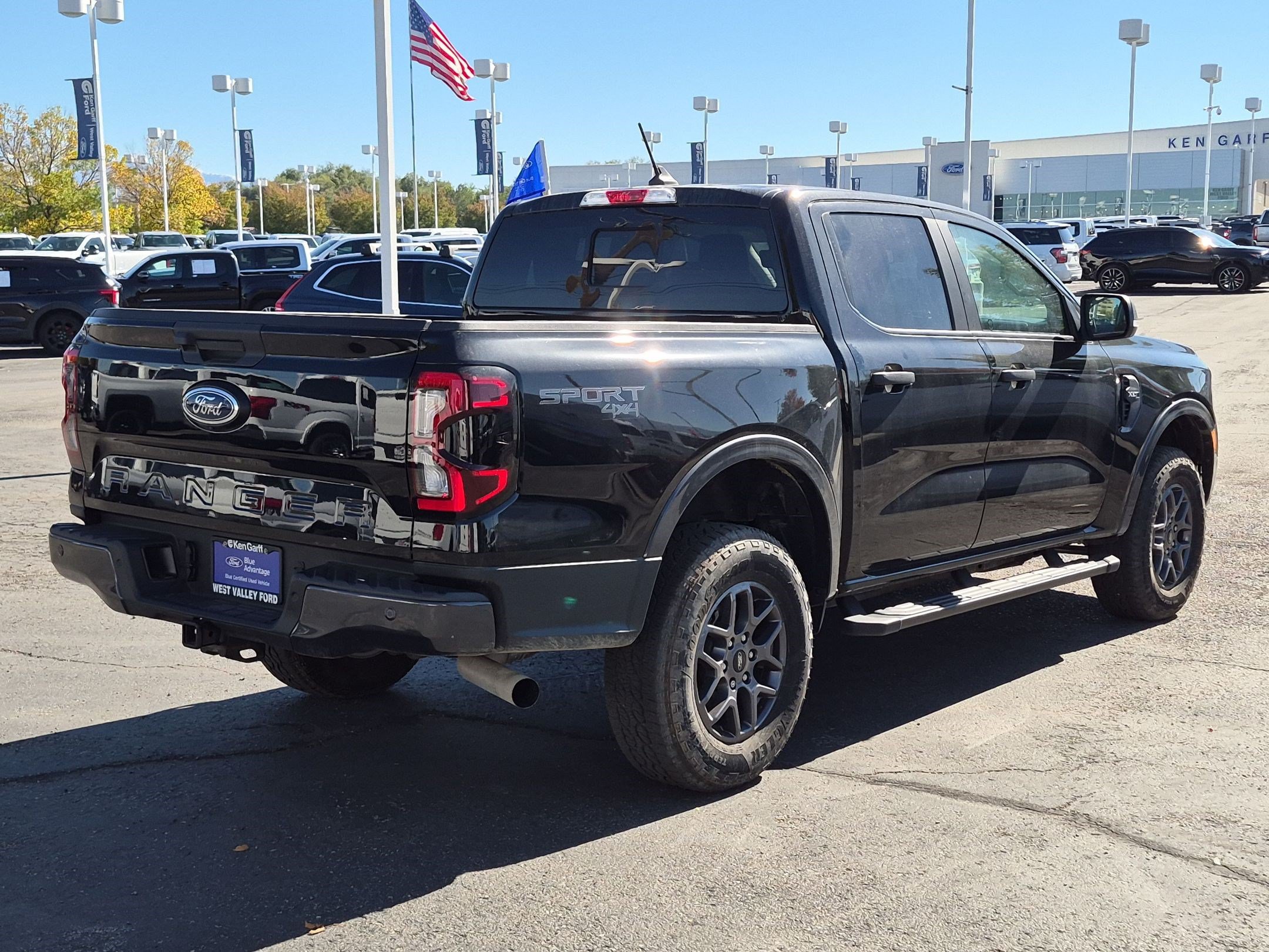 Used 2024 Ford Ranger XLT w/ Equipment Group 301A Mid AWD/4WD image 3