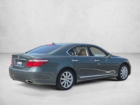 Used 2009 Lexus LS 460 w/ Comfort Pkg RWD image 5
