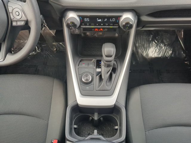 Certified 2024 Toyota RAV4 LE AWD/4WD image 20