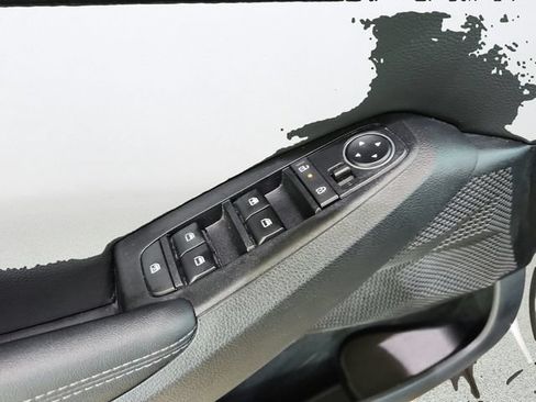 Certified 2024 Kia Seltos S FWD image 18