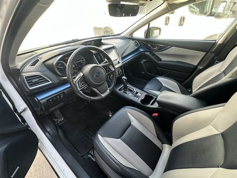 Used 2019 Subaru Crosstrek Hybrid w/ Moonroof Package w/Navigation AWD/4WD image 4