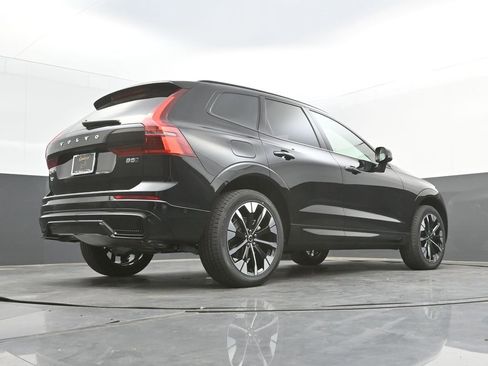 New 2026 Volvo XC60 B5 Plus w/ Climate Package AWD/4WD image 35