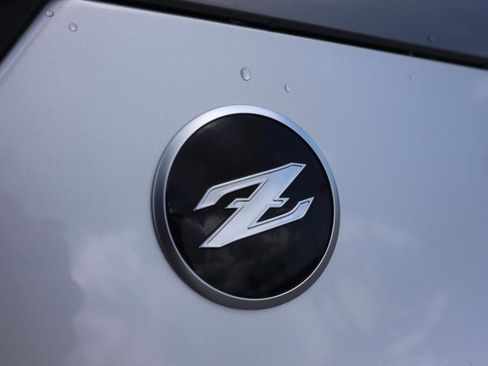 Used 2025 Nissan Z NISMO w/ Floor Mat Package image 6